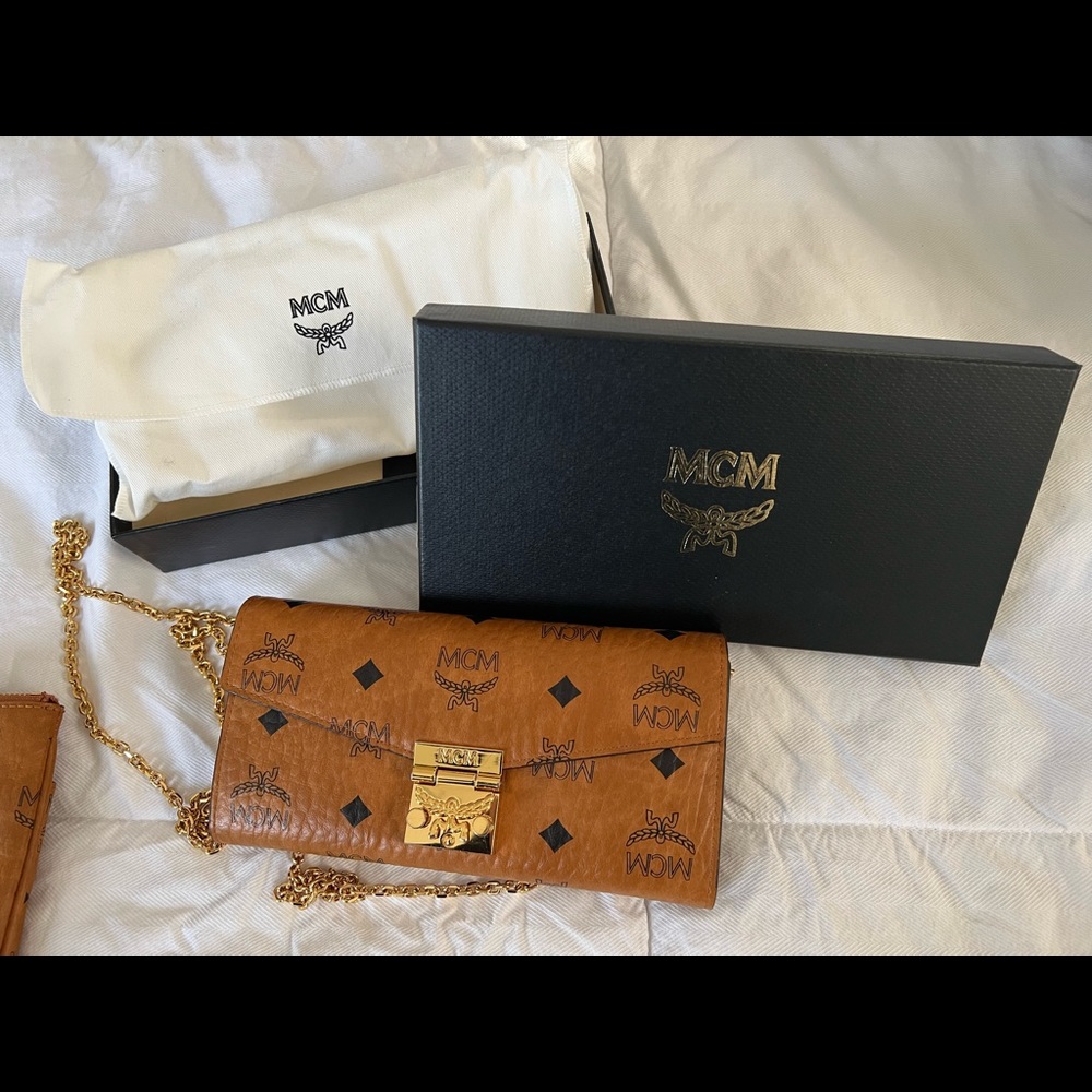 MCM Patricia Visetos Large Chain Wallet